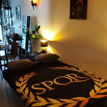 Antiqua Roma Spqr Cubiculum *